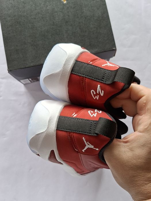 Jordan Max Aura 7 nr 42,5  originali