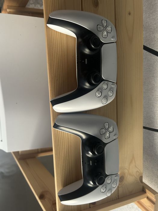 Продаю PS5 с установленными играми