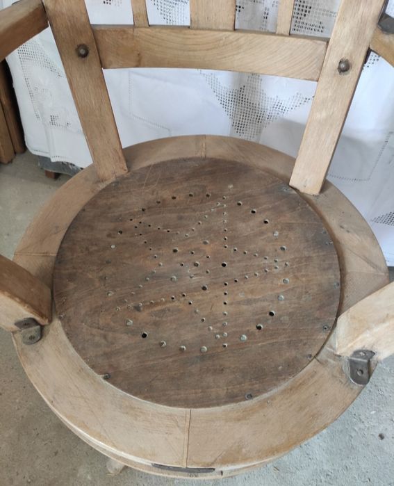 Alfred Muller uscator de par 1930.Aparat tuns.Scaun frizerie