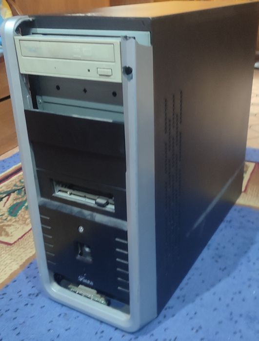 Продам комп на запчасти