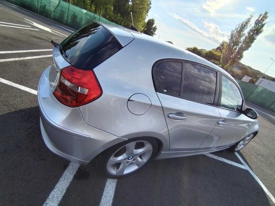 Proprietar vand BMW Seria I / 120D / 177 CP