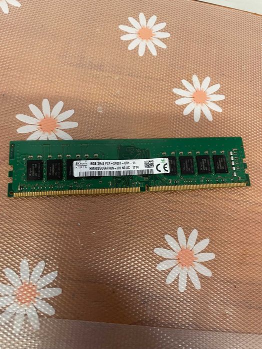 Memorie calculator DDR4 16 Gb Hynix 2400, HMA82GU6AFR8N-UH