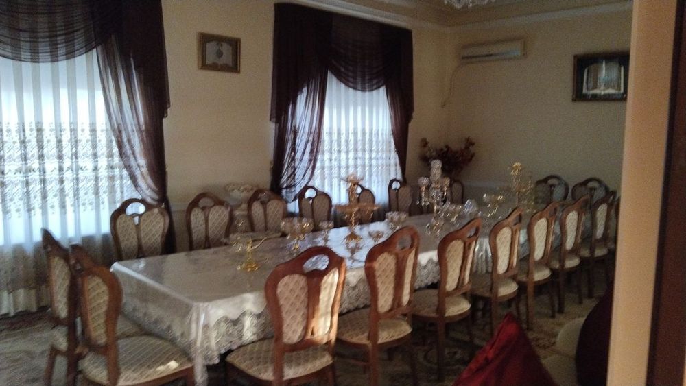 Дормон, Дом, Участка.