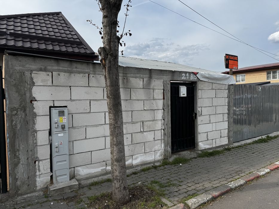 Teren 120 mp + casă veche de renovat / demolat – Voluntari, str. Anton Pann