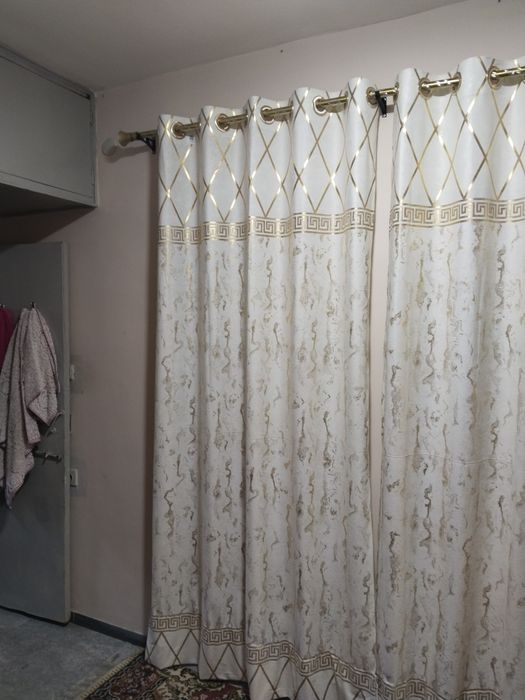 Продам Квартиру 4 комнатная балкон +1 комната