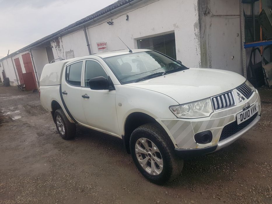 Usa Dreapta Fata Mitsubishi L200 Facelift 2010 - 2015 SUV 4 Usi ALB (631)