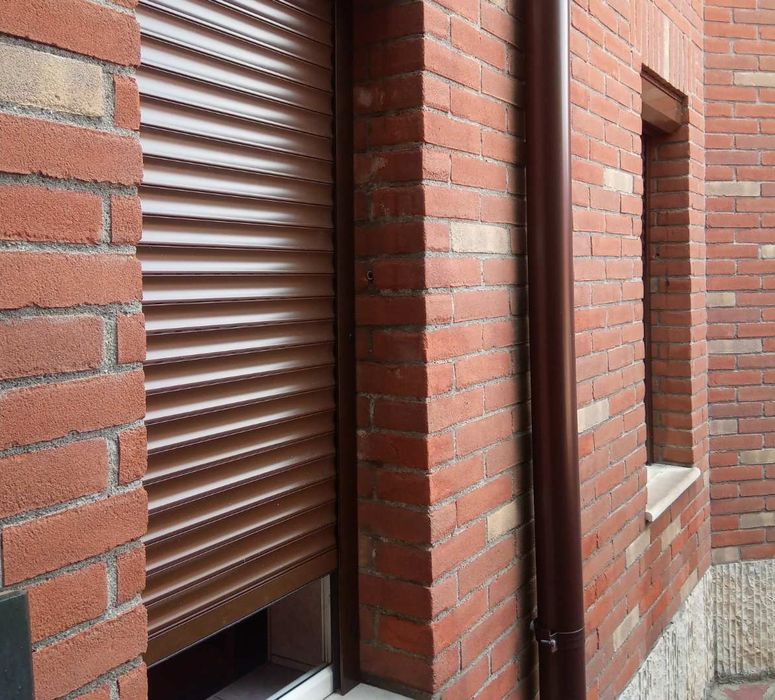 Гаражни врати Айтос