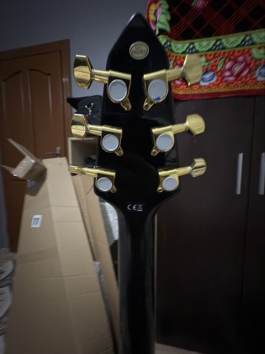 Flying v електрическа китара harley benton victory plus