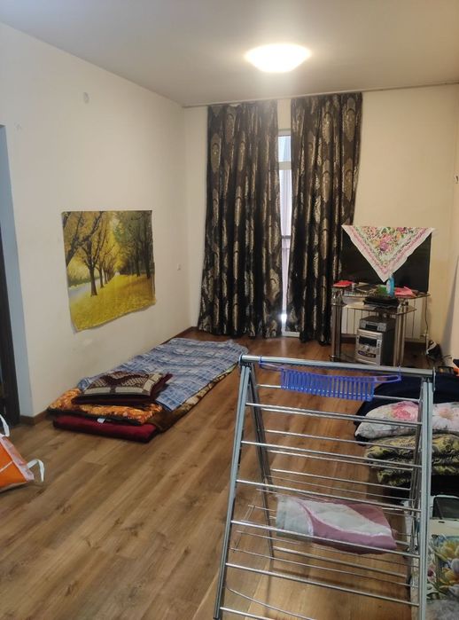 2-хонали Уй сотилади!Метро ёнида