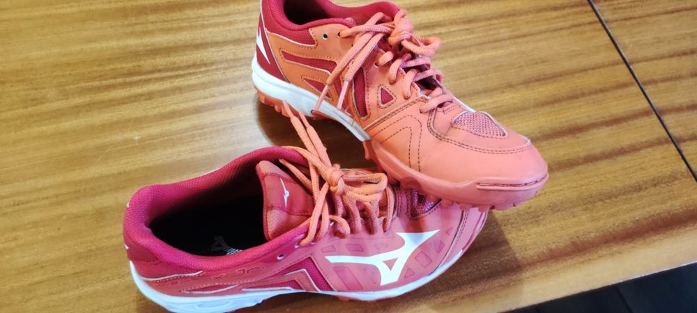 Дамски спортни Mizuno wave lynx 38.5