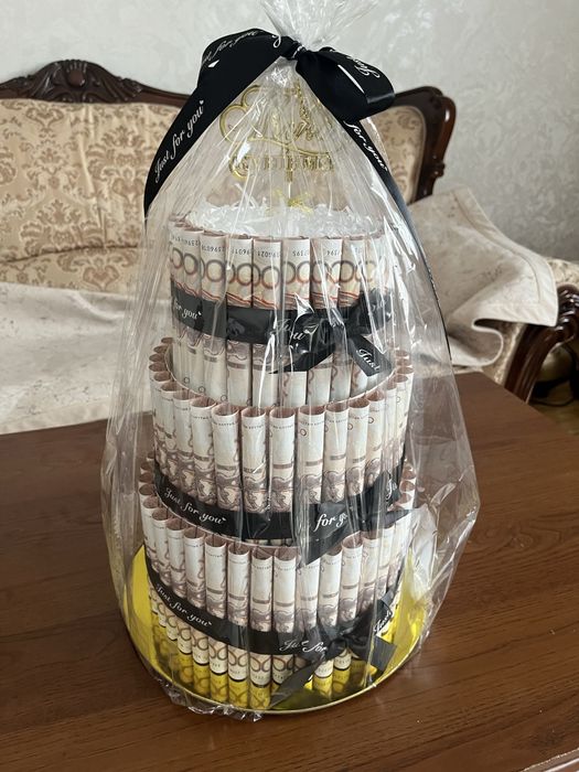 подарок в виде торта