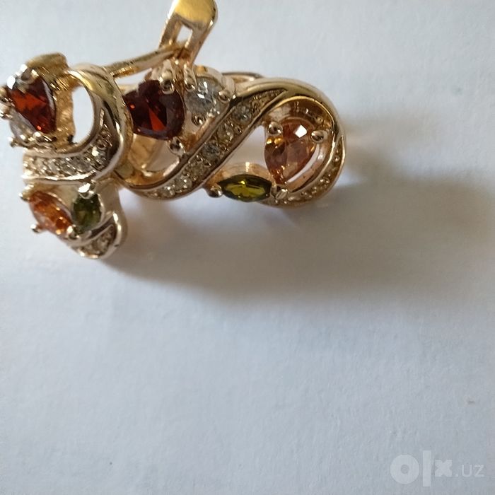 Продаю серьги фирмы Swarovski