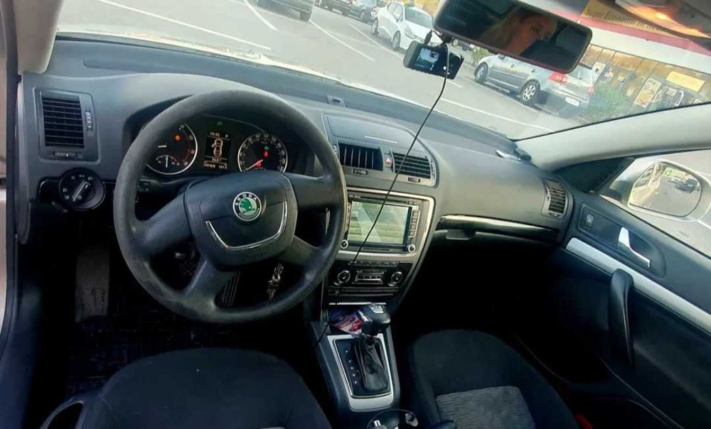 Skoda Octavia berlina