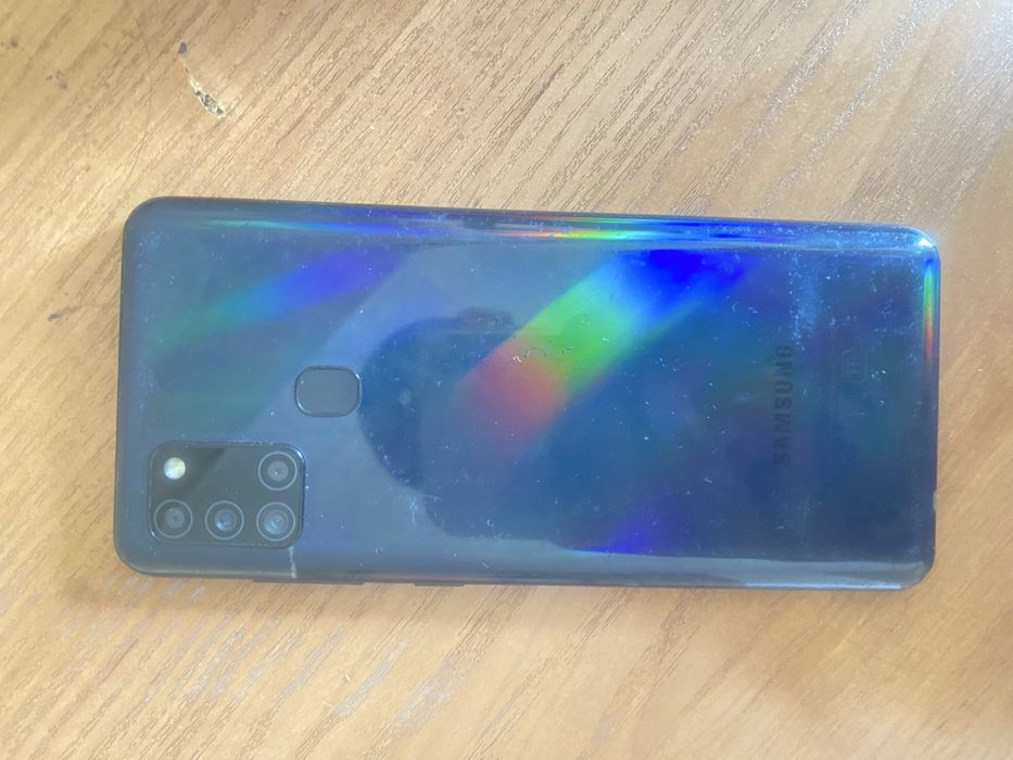 Телефон сатылады Самсунг а21s состаяние жаксы минусы тек дисплей