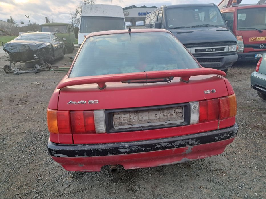 Ауди 80 1.8 s на части !