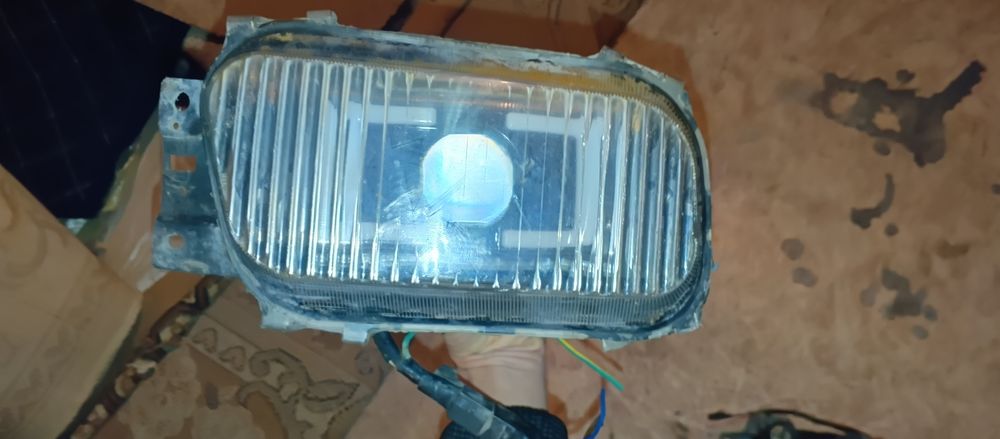 Туманки на Mitsubishi Canter