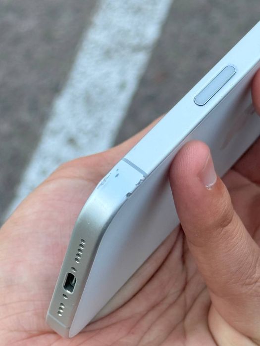 iPhone 17 256 gb white