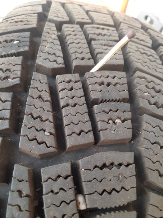 Продам зимние шины