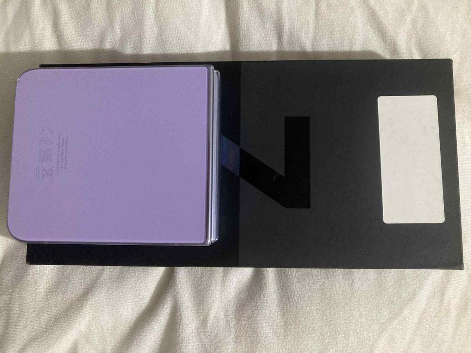 Vand samsung galaxy Z flip 4