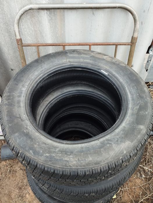 Продам покрышку размер 15