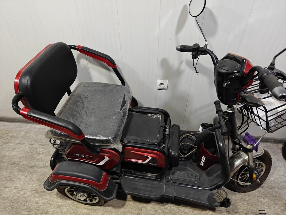 Tritsikl Muraveynik skuter scooter тритсыкл скутер sotiladi yengidek