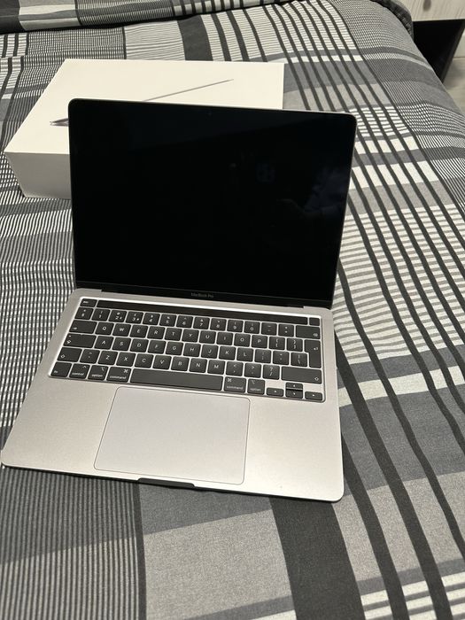 MacBook Pro de 13 inchi