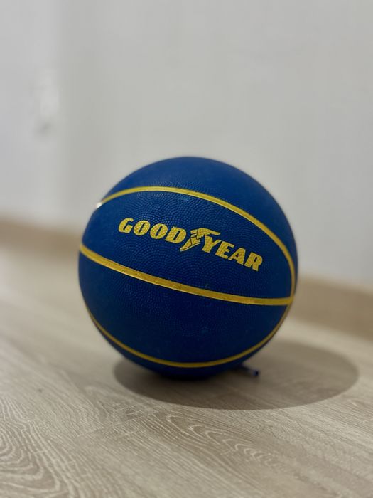 Продается Баскетбольный мяч GOODYEAR