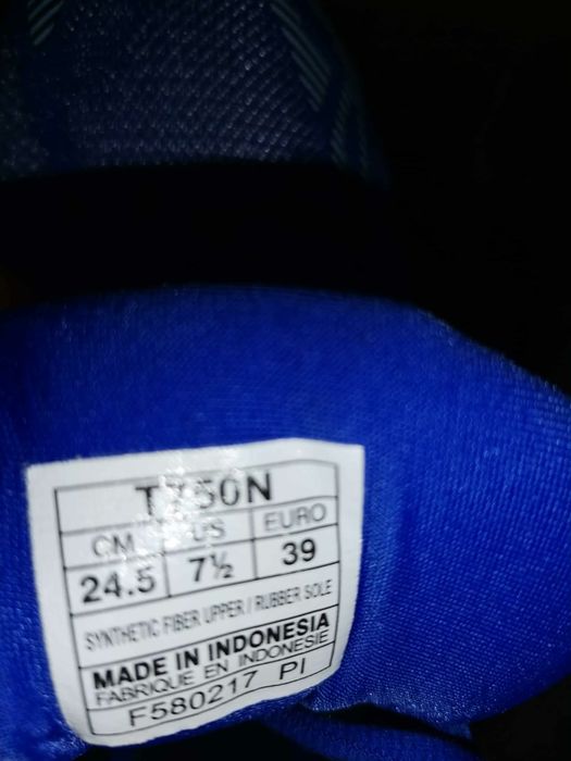 Маратонки Asics Gel.Номер 39.