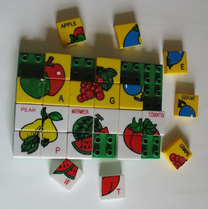 Домино, включва 28 плочки