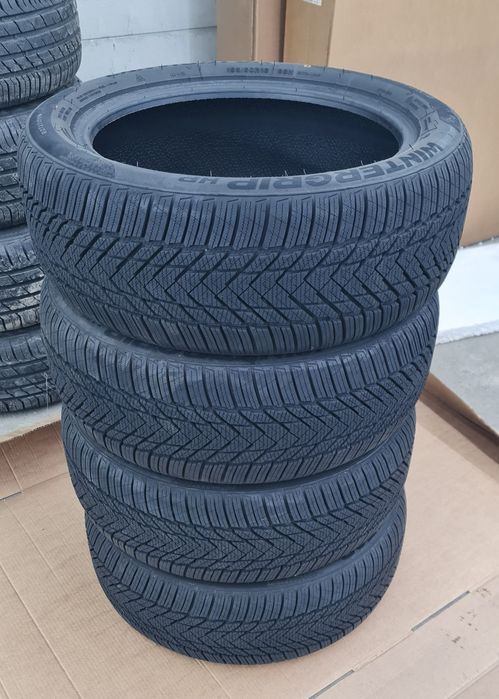 Lanvigator Wintergrip HP  195 50 R16