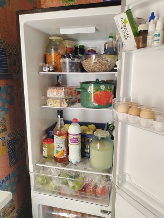 Продам холодильник