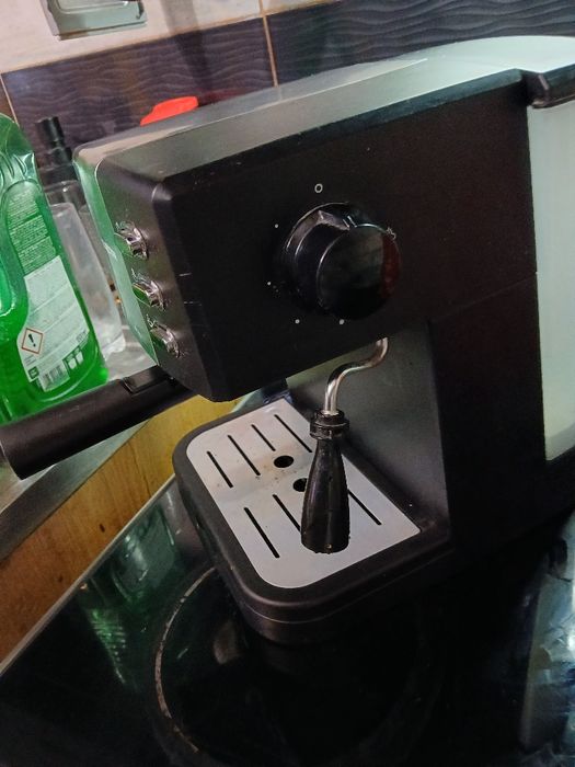 Еспресо машина Electra Bella ECM-1313, 15 бара, 850W, 1.5 л.