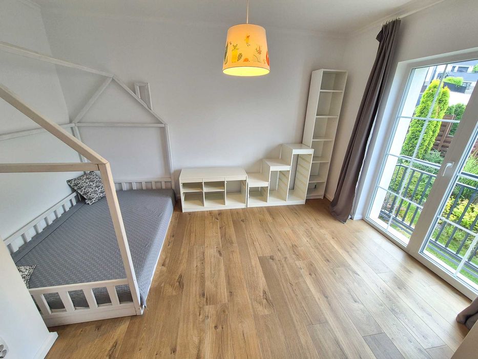Casă individuală modernă în Gruia, cu grădină superbă