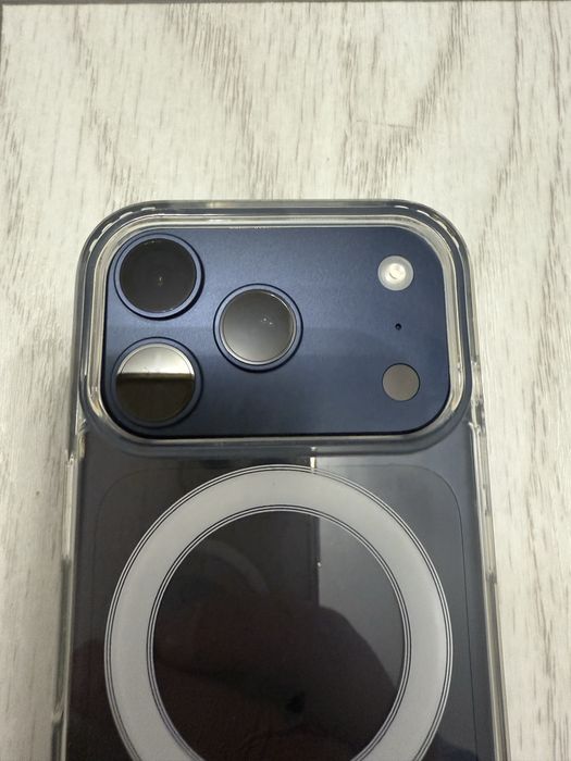 iPhone 17 Pro , Deep Blue , 256GB , NOU