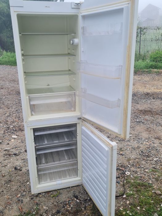 Combina frigorifica Whirlpool