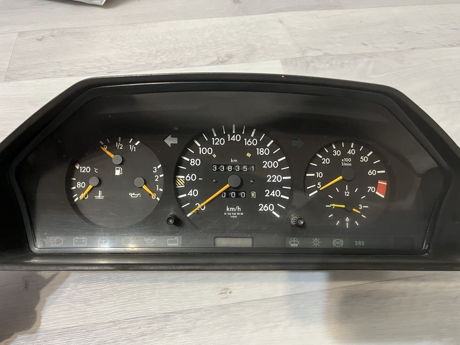 Щиток приборов мерседес w124
