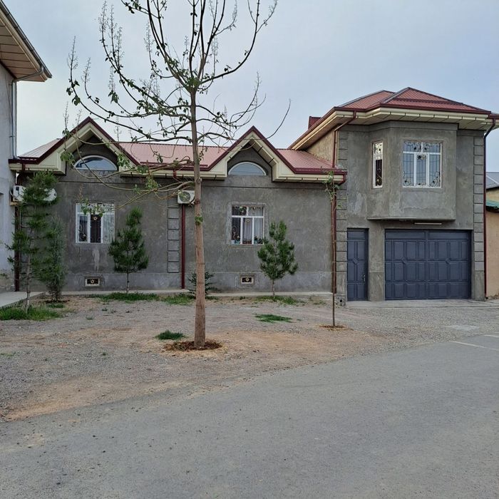 Uchqahramon arinter. Chala qozo ichkari emas yaxshi joy.6 sotx