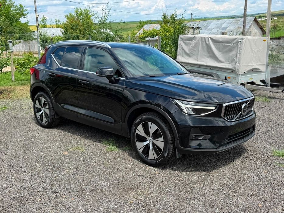 VOLVO XC40 2023 — imagine 3