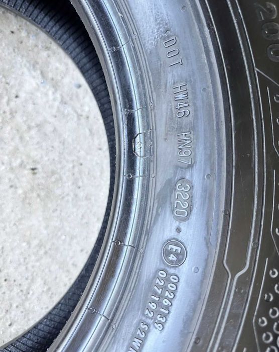 235/65 R16 C Continental ContiVanContact 200