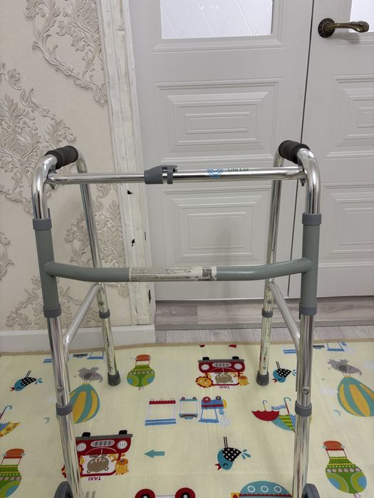 Ходунок взрослый