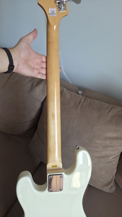 Бас гитара Deviser