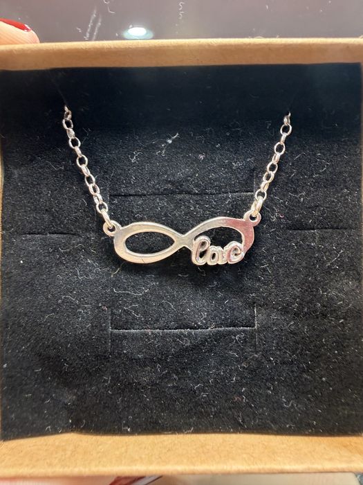 Сребърно герданче със знака на безкрайността