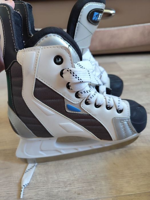 Продам коньки для мальчика