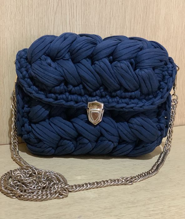 Вязаная сумочка .