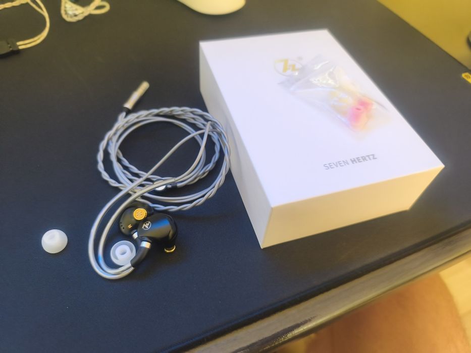 Casti iem 7hz g1 nou