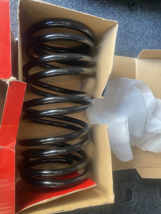 Пружини Hyundai Tucson 2.0