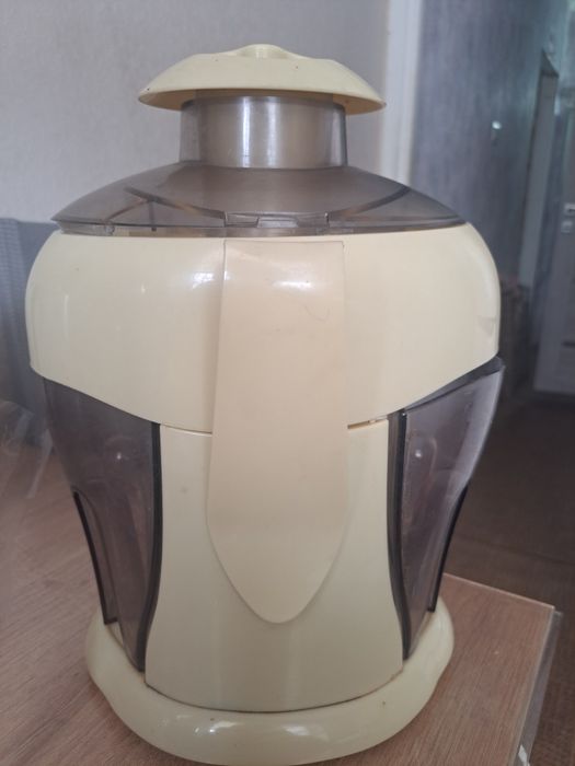 Продам соковыжималку