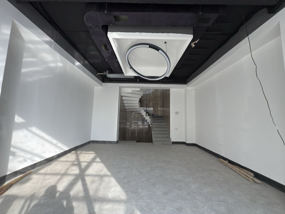 Сдается помещение на Паркентском, под коммерцию 720м2