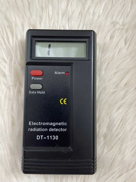 Aparat pentru Masurarea Radiatiilor Electromagnetice DT-1130