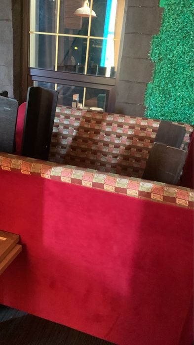 Продам диваны для кафе